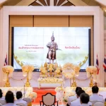 ผู้ช่วยรองอธิการบดีฝ่ายบริหาร มหาวิทยาลัยพายัพ ร่วมพิธีวันที่ระลึกคล้ายวันสวรรคตสมเด็จพระนารายณ์มหาราช ณ ศูนย์ราชการจังหวัดเชียงใหม่